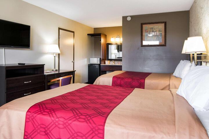 1 King Bed (1 of 5)