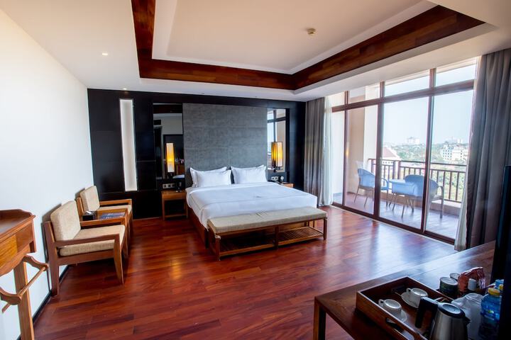 Room 14 of 52