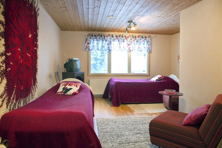 Room 6 of 50