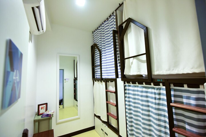 Room 10 of 56