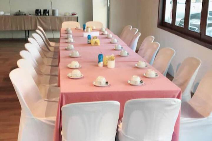 Dining 50 of 76