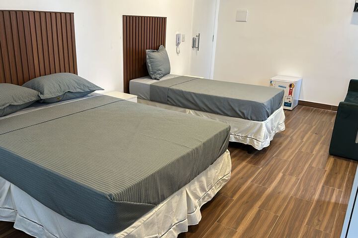 Room 12 of 24