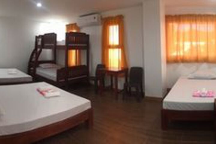 Room 8 of 22