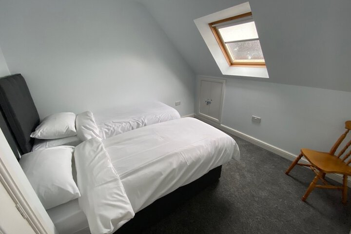 Room 13 of 47