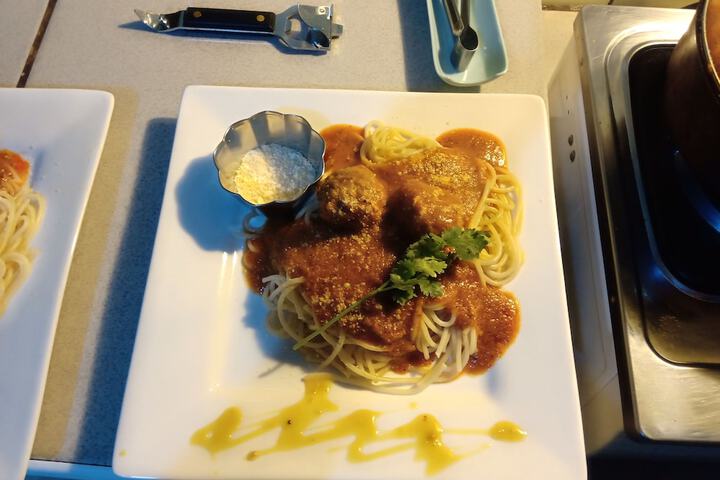 Dining 38 of 63