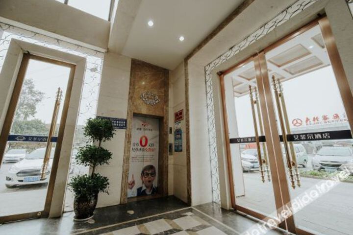 Hotel Interior 13 of 34
