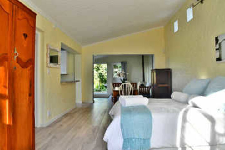 Room 18 of 49