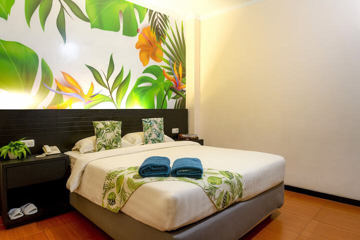 Room 14 of 21