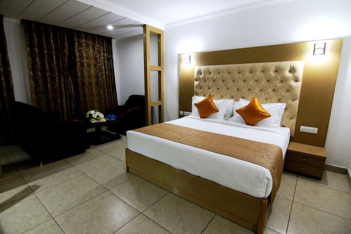 Room 9 of 59