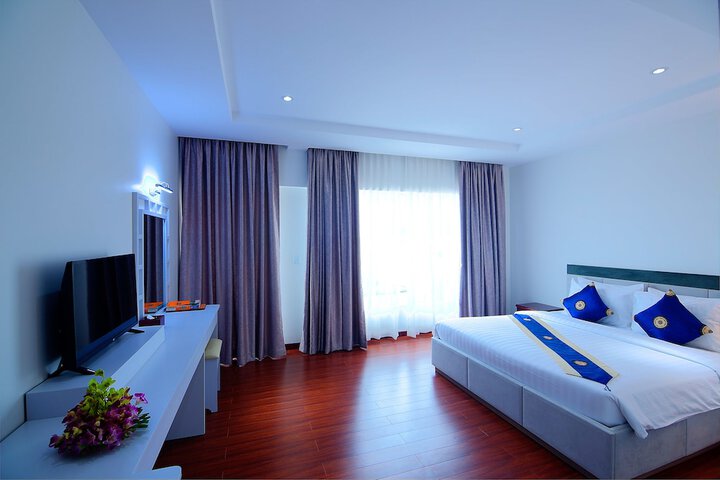 Room 42 of 91