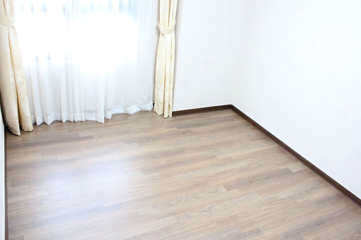 Room 15 of 119