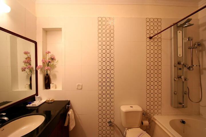 Bath Amenities
