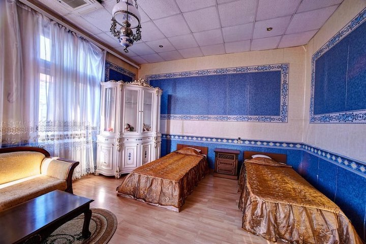Room 8 of 45