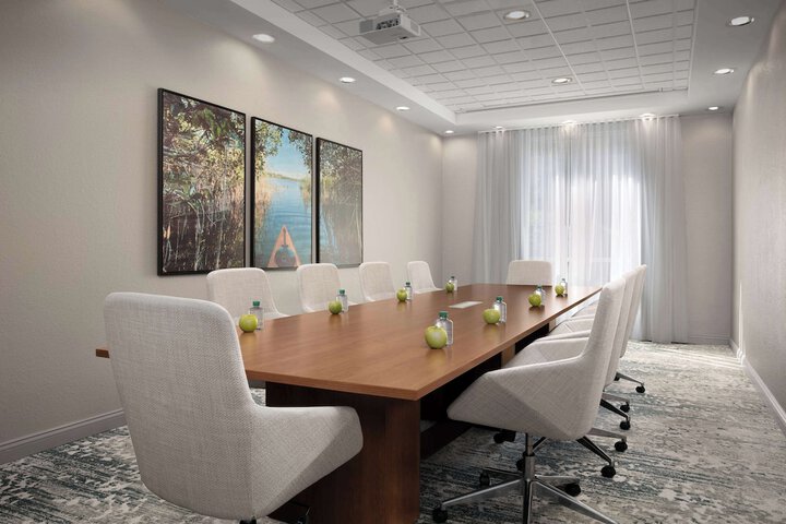 Meeting facility
