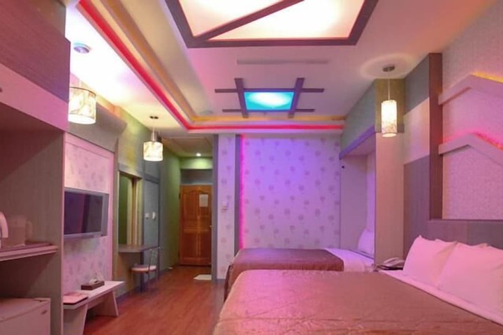 Room 31 of 57