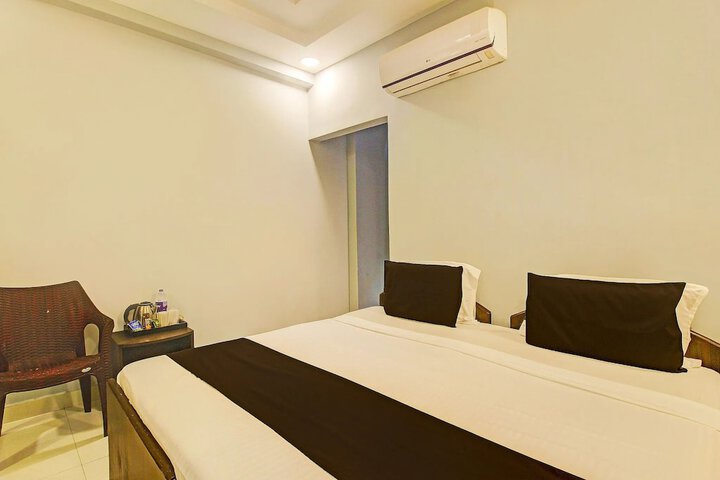 Room 2 of 23