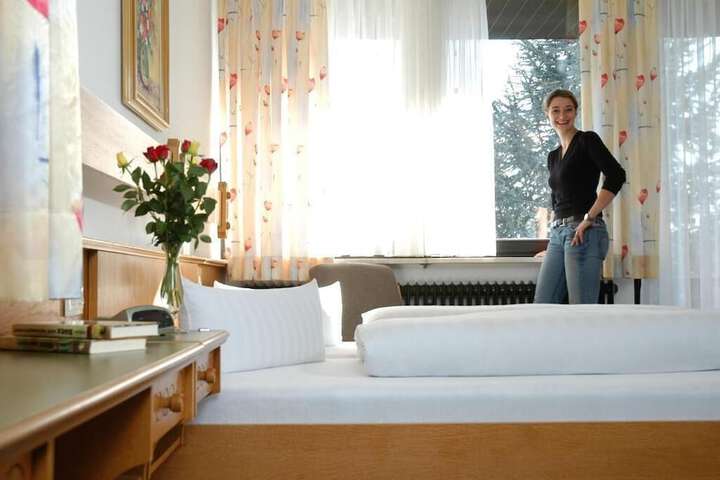 Room 12 of 51