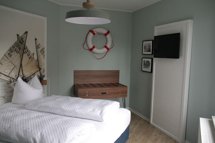 Room 18 of 56