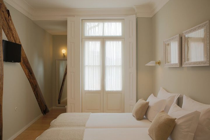 Room 15 of 50