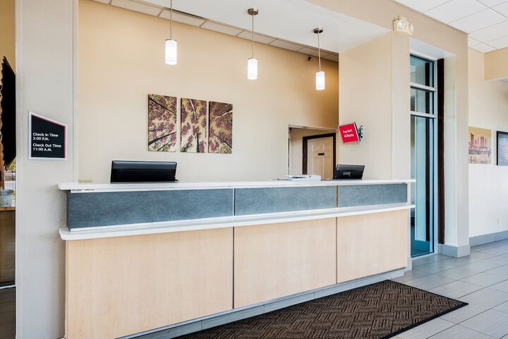 Concierge desk
