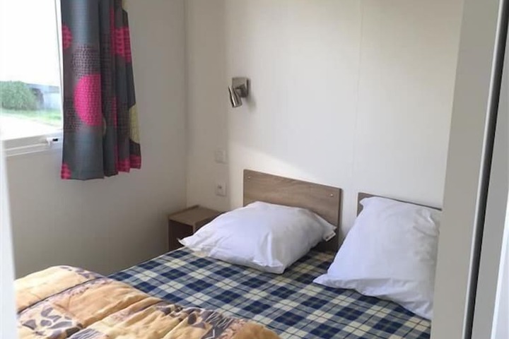 Room 5 of 25