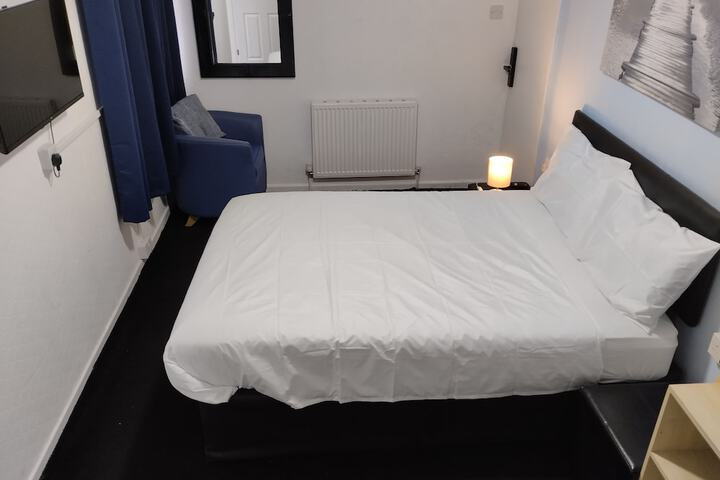 Room 19 of 44