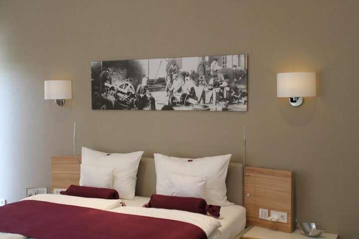 Room 7 of 53
