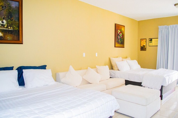 Room 2 of 22