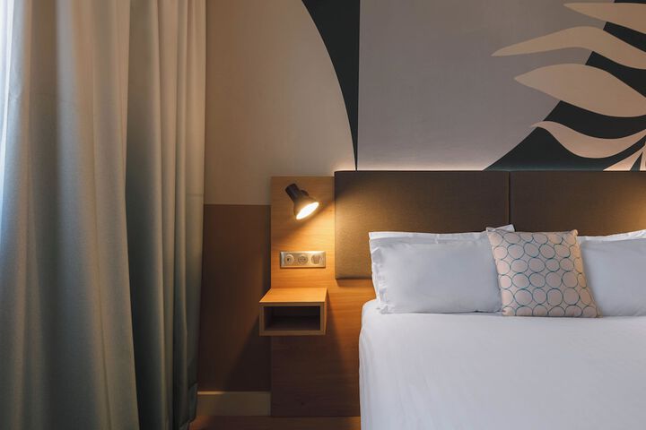 Room 21 of 46
