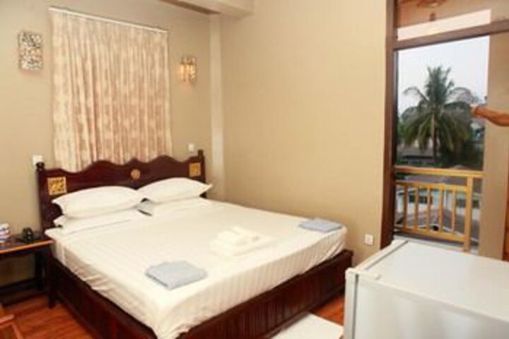 Glory Hotel