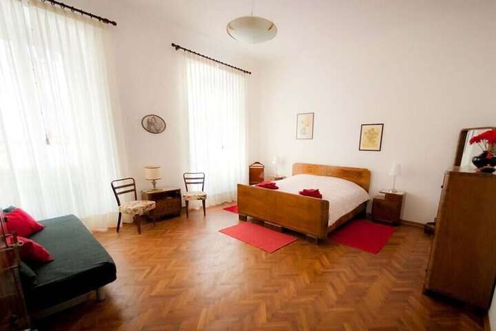 Room 14 of 43