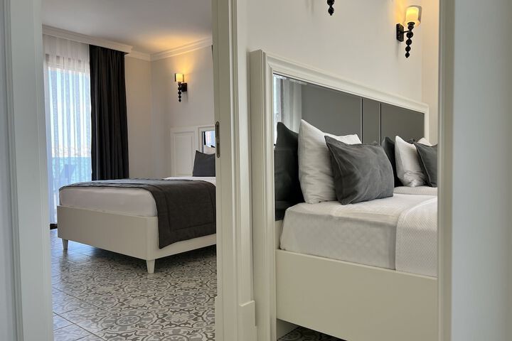 Room 78 of 107
