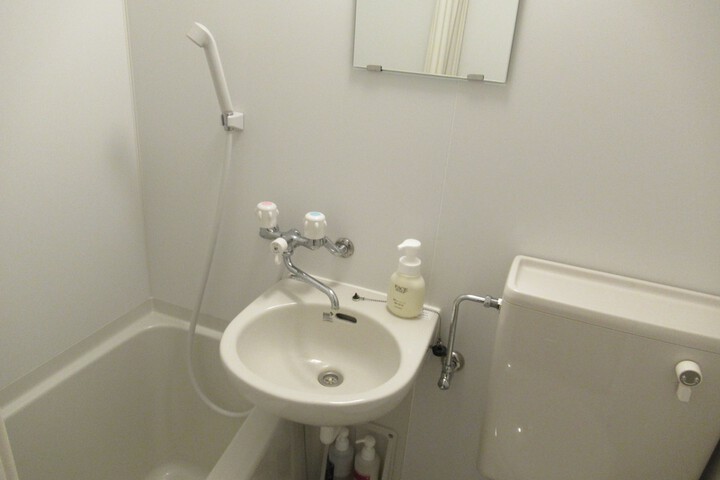 Room 9 of 39