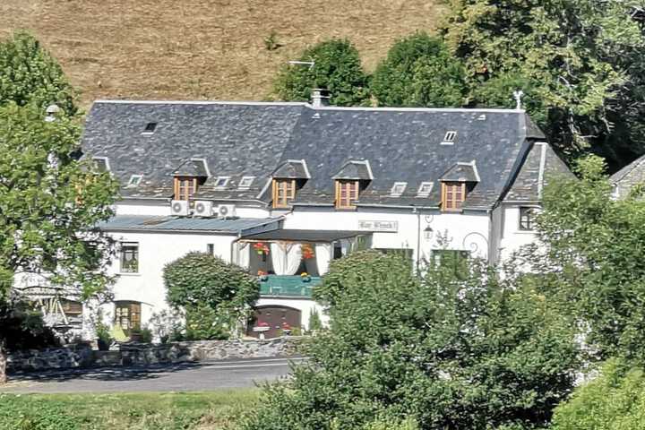 Hotel 56 of 59