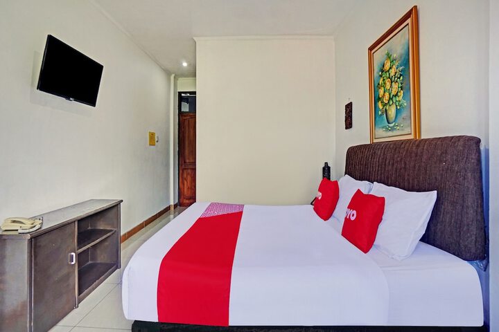 Room 9 of 36