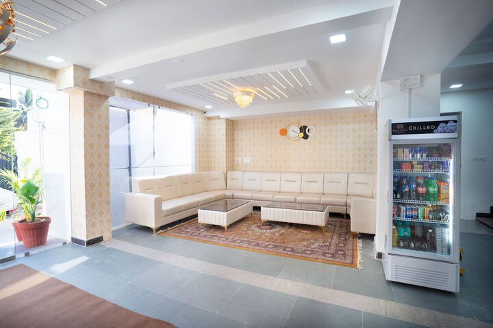 Hotel Interior 7 of 25