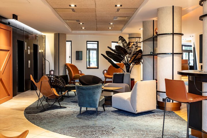 Hotel Interior 3 of 185