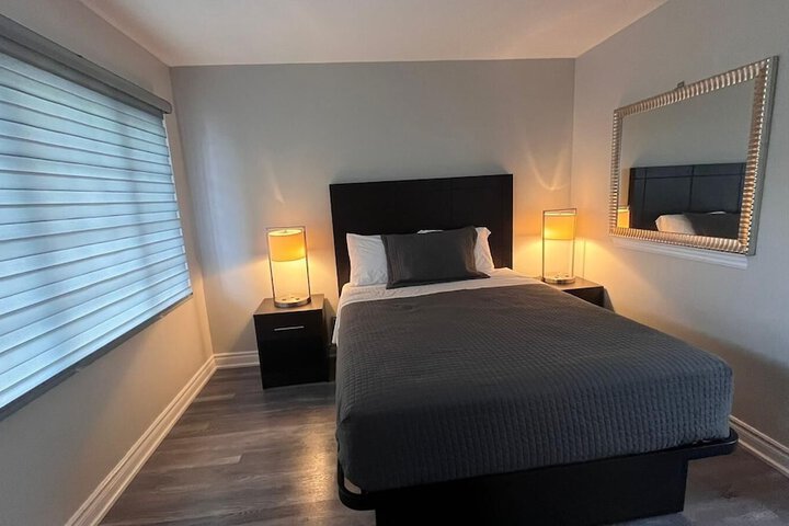 Room 11 of 21