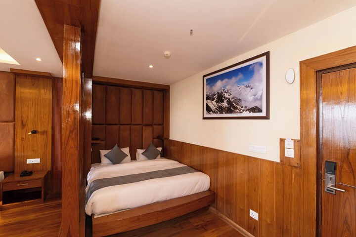 Room 18 of 91