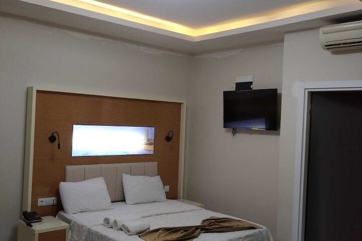Room 25 of 30