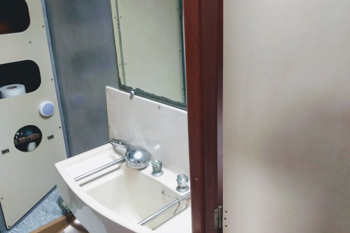 Room 5 of 36