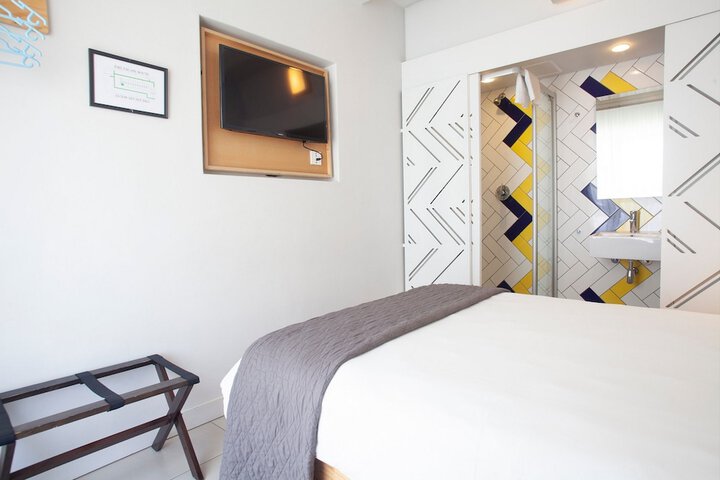 Room 30 of 138