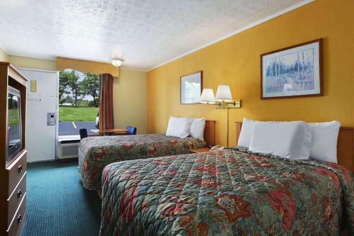 Standard | King Bed (1 of 3)