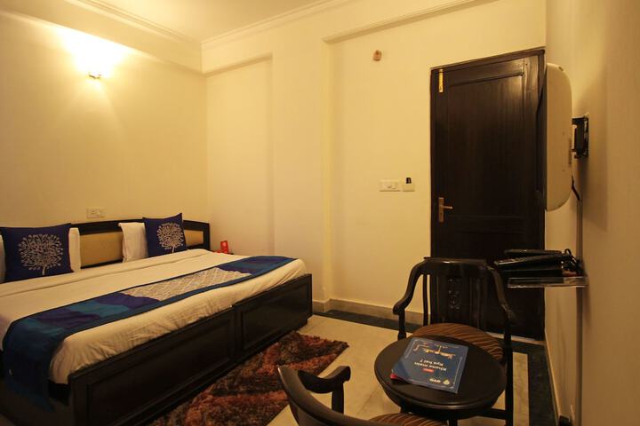 Room 16 of 21