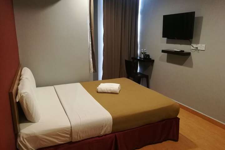 Room 18 of 39