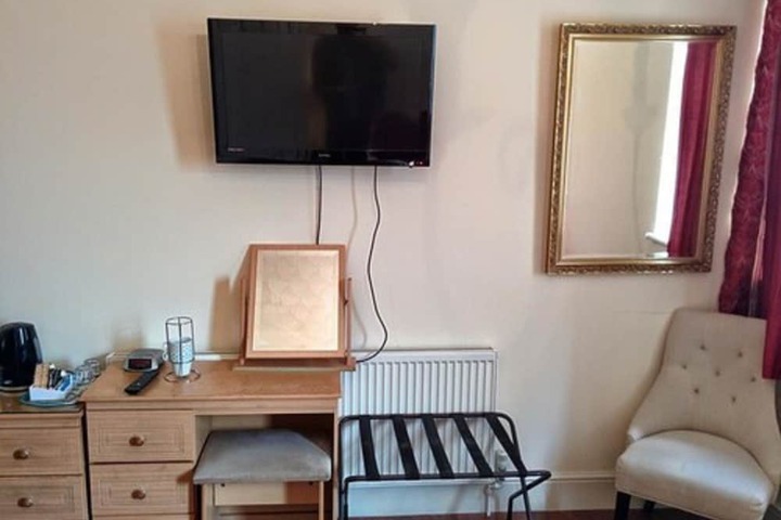 Room 9 of 45