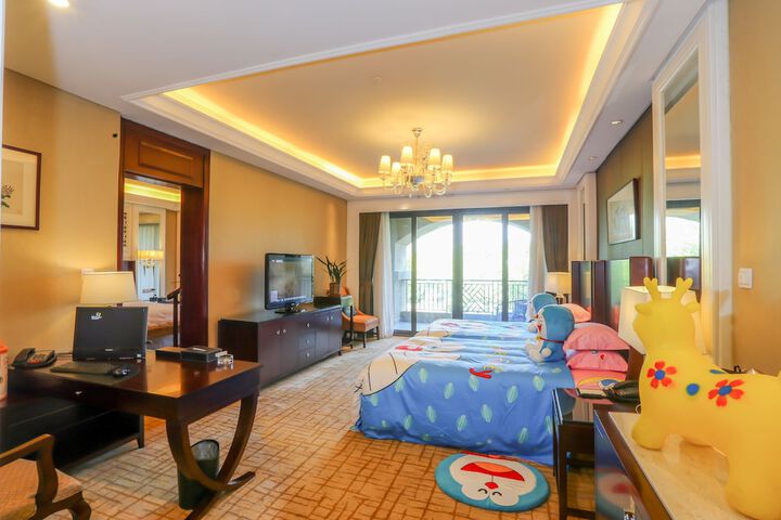 Room 34 of 65