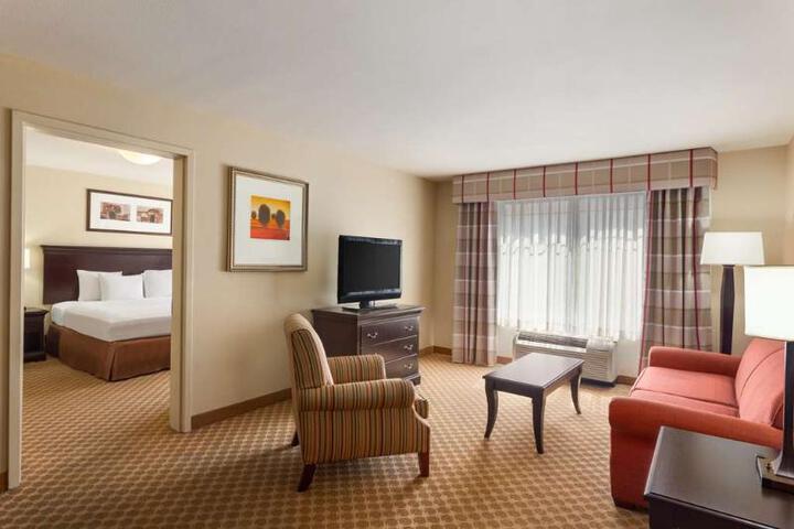 2 Queen Beds (2 of 20)