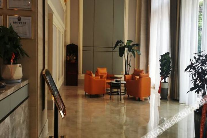 Hotel Interior 6 of 9