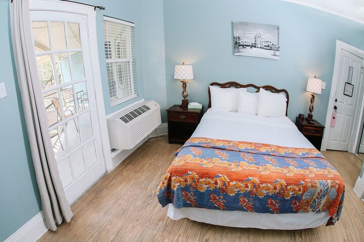 Room 46 of 86